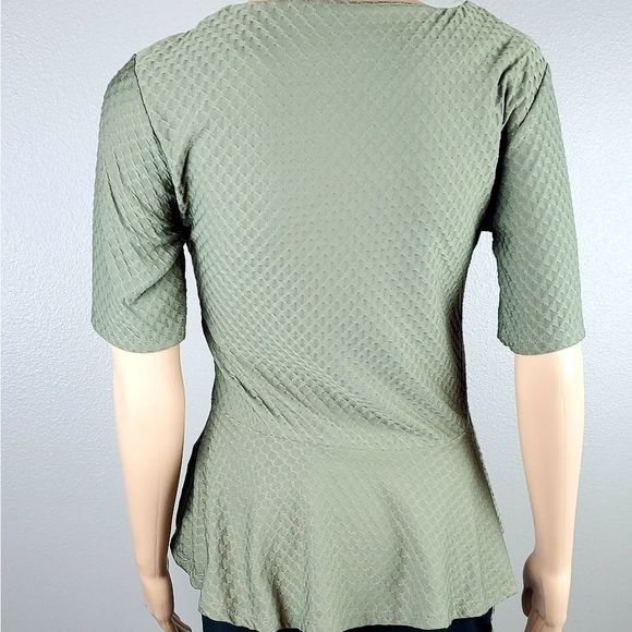 Zara Green Peplum Top 🌱Spring🌱 - Picture 2 of 3